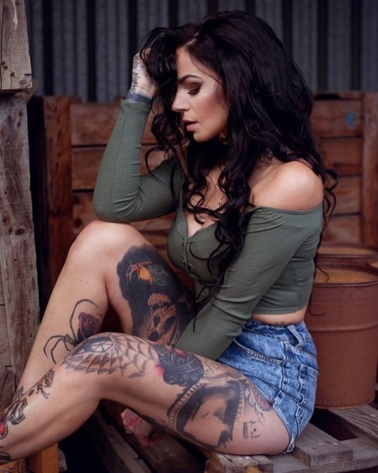 altmodelgirlcrush2:  Natalie Addams by Vanessa MarieSubmitted by @nullygrub!