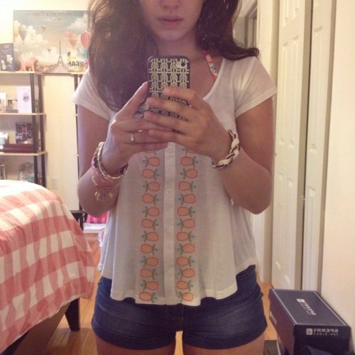 One more pineapple shirt can&rsquo;t hurt