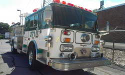 fittedcapsandtats:  Ex rescue engine 11… 1987 Seagrave j-cab… The war wagon.. a true beauty 