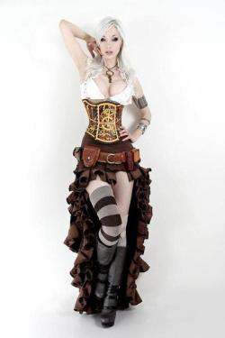 ilovegothgirls:  Steampunk Goddess 