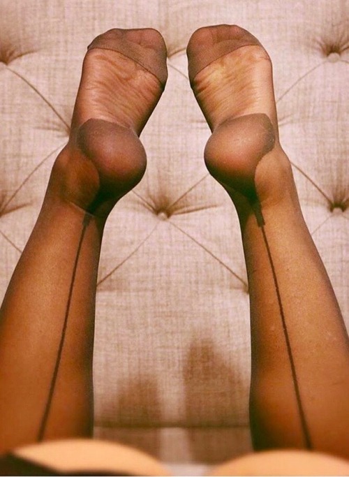 I am a “Straight”Man In Pursuit Of Beautiful Toes