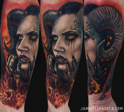 realistictattoosandarts:Artist: Jamie Lee Parker