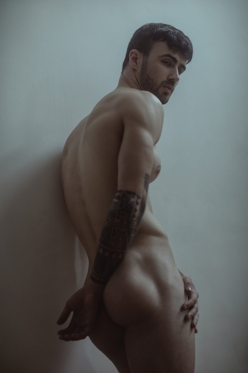 siroyagihkd: Rostislav Skulbeda by Ángel Ruiz