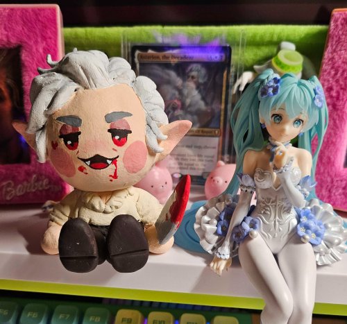 I Made A Lil Palm-sized Astarion! He Is Best Friends With Hatsune Miku!