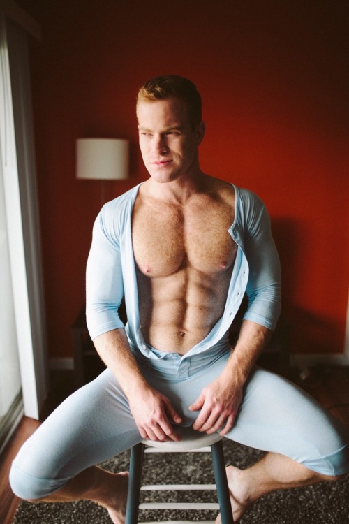 hhotdog69:  Lovely in long johns! Yum