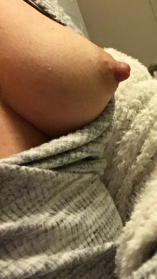 sluttygirlfriend83:  sluttygirlfriend83:  Long nipple  My nipples are so hard n juicy 💋