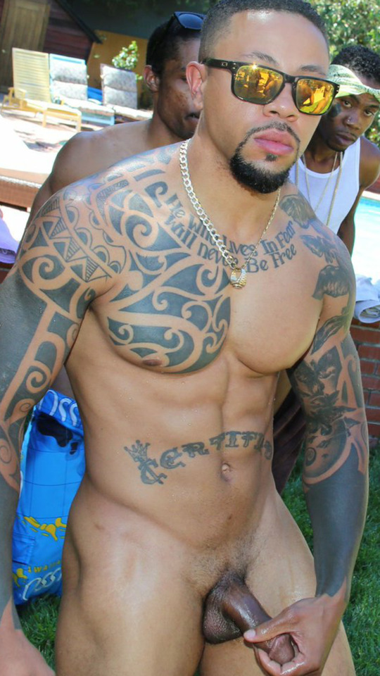 dwaynevideos:  Hung bubble butt stud EDDIE JAYE 😋  Click HERE for more pics &amp;