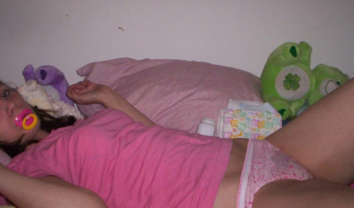 http://sweetgirls-abdl.tumblr.com/post/43791014058