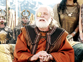 thegestianpoet:  captainpoe: Loki as Odin anthony hopkins really flew his oscar-winning