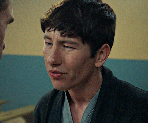 magnusedom:



I’ve watched humans destroy each other when I could stop it all in a heartbeat. Do you know what that does to someone after centuries? Could our mission have been a mistake? Are we really helping these people build a better world? We’re just like the soldiers down there: pawns to their leaders, blinded by loyalty.

Barry Keoghan as Druig in ETERNALS (2021) dir. Chloé Zhao #druig #no no u dont understand  #i can stare at him all day  #hes so cute  #hEs so hAwT