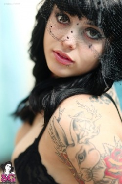 radeo-suicidegirl:  Want More Radeo?!? ♥♥