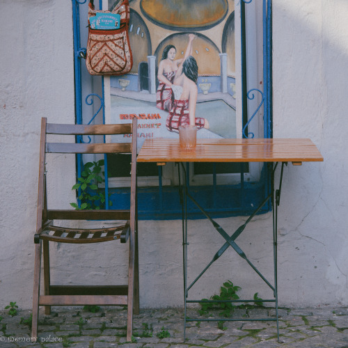 ~chairs~