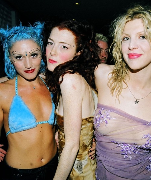 o-u-i-s-c-h:  Gwen Stefani, Melissa Auf der Maur & Courtney Love in 1998. 