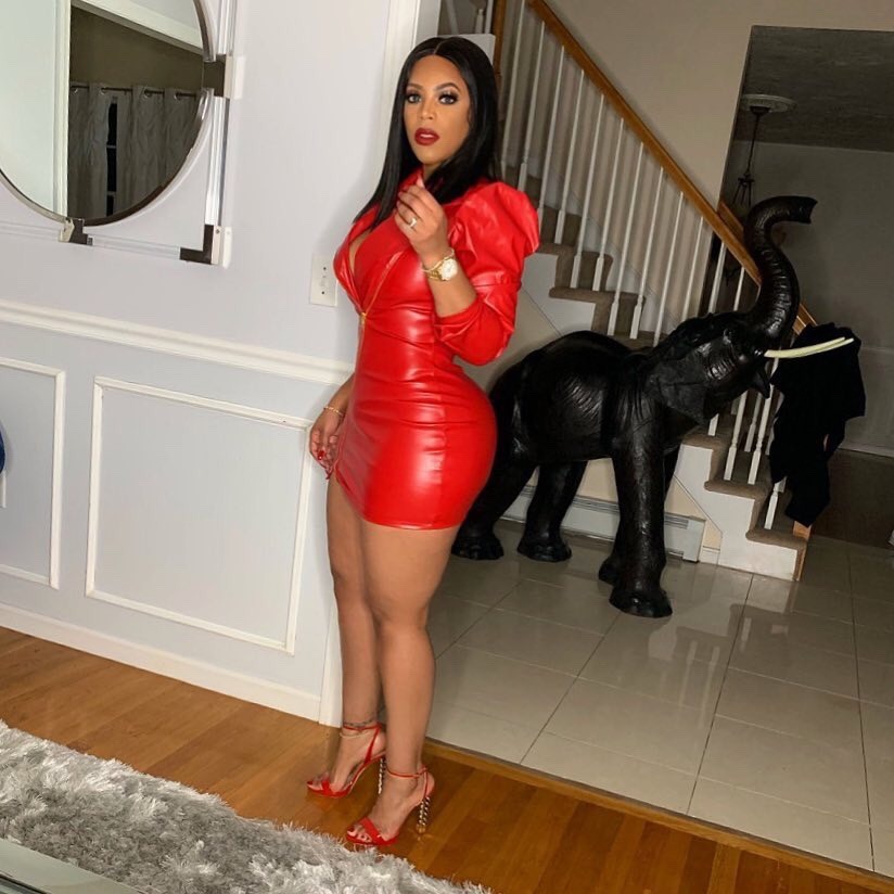 fatheels:  fletchertrowan: postbadchicks:    Red DressKiller  👠👠👠Fat Heels❤️❤️❤️❤️