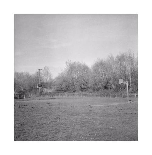 February 2018 #120film #landscape #filmphotography #rollieflex #6x6 #squareformat #expiredfilm #me