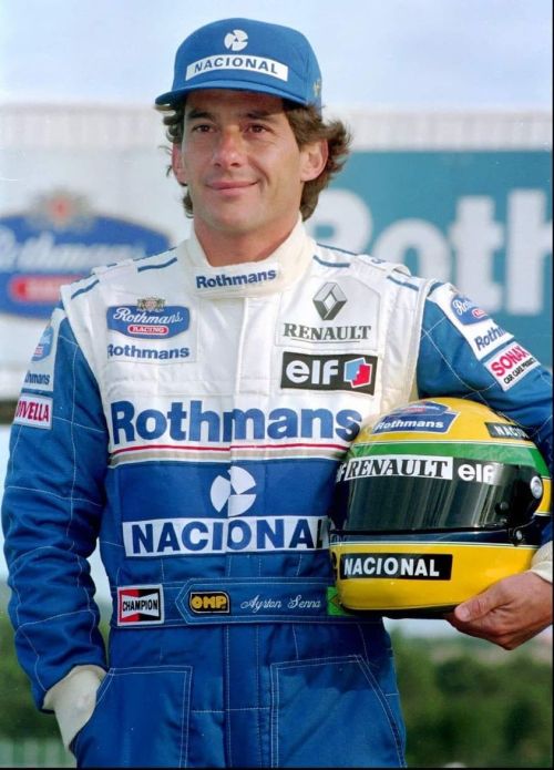 Ayrton Senna da Silva - Piloto Assinatura OficialTemporadas (1984–1994)Equipes: 4 (Tolema