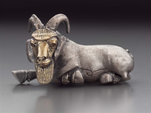 ancientpeoples:Proto-Elamite Mountain GoatIran, 3500–2700 B.C.  Silver and sheet gold, 4 x 7 cm Its 