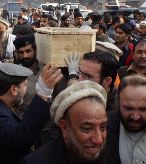 witch-kun:Pakistan Taliban: Peshawar school attack leaves 141 deadChildren who escaped say the milit