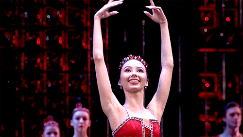 Elizaveta Kokoreva after Rubies.This girl is going places.  She is incredible. #elizaveta kokoreva#rubies#jewels#ballet#bolshoi ballet#future prima#bolshoi gif#gif#my gif#ballet gif