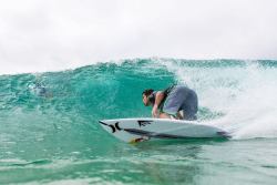 cbssurfer:Michel Bourez taking aim at Snapper