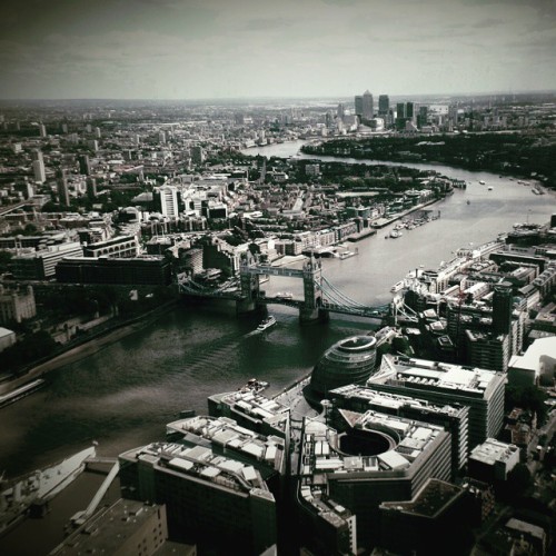 On top of the shard#theshard #london #towerbridge (hier: London)