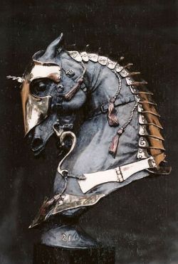 wasbella102:Douwe Blumberg, Warhorse 1 - Medieval bronze