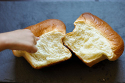 fullcravings:Hokkaido Milk Bread