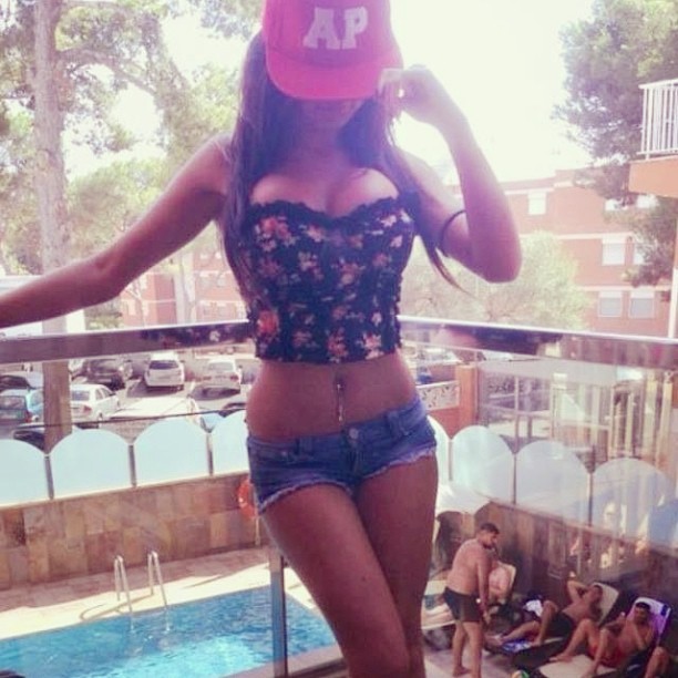 amateur-implant-pics:  @prissaydin