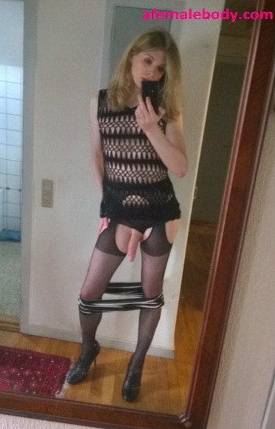 alice-in-the-looking-glass:  I wanna oralize you, baby!!