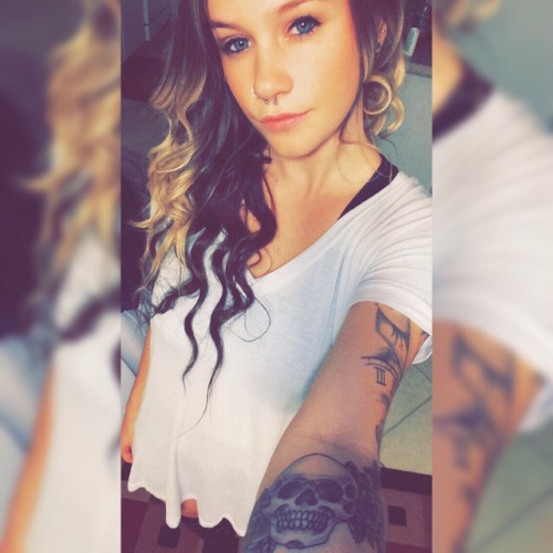 freeyamindd:  Selfie Sunday