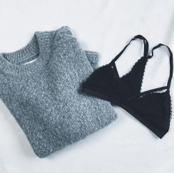 classy-lovely:  Grey Sweater»Bralet»