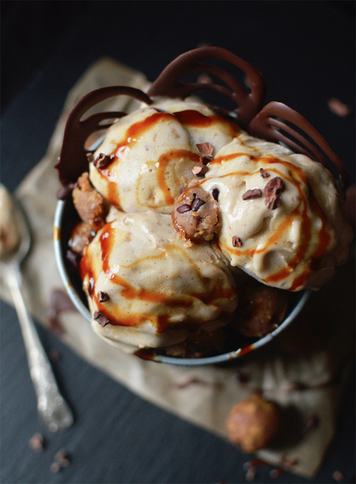 Chocolate Chip Cookie Dough Nicecream with Coconut Syrup