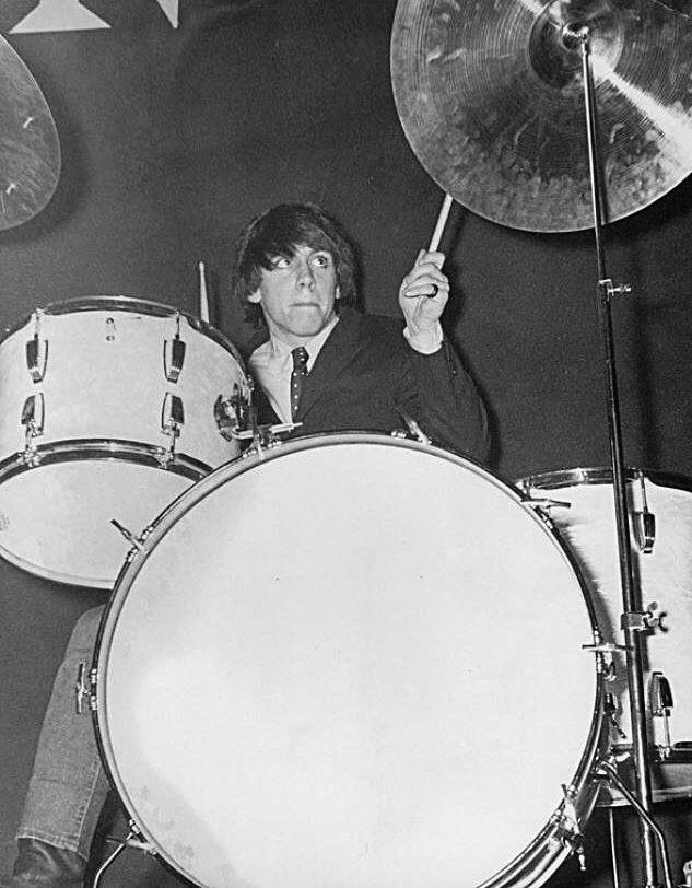 icky-pop:  Iggy Pop (Jim Osterberg Jr) playing drums with The Prime Movers in 1966