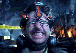 kingcheddarxvii:  puppycatsandbees:  what if?  This is the only Pacific Rim/Always Sunny crossover I will ever need 