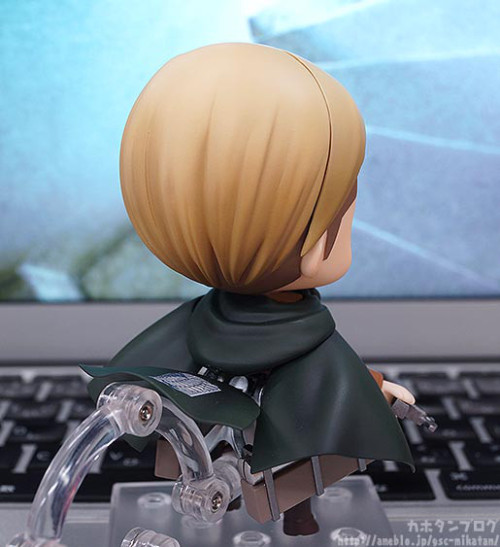 New images of Good Smile Company’s upcoming Erwin Nendoroid - finally colored!!ETA: Added more images! Release date is currently set for January 2018.ETA #2: Added additional image of Erwin sans arm!More details are available here at @snkmerchandiseMore