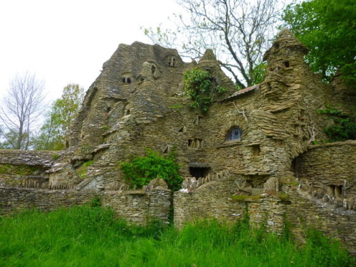 night-gem-shit: visitheworld: Colin’s Barn, Chedglow / England (via www.28dayslater.co.uk). @msticra