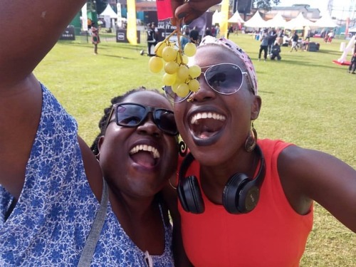 So I went to #blanketsandwine and took loads of selfies  www.instagram.com/p/Bre18ZNFjAx/?ut