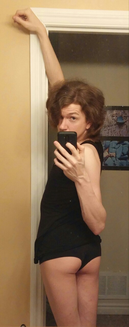 loverofcds:  victoriababycd:  Put this on to wear to bed and I got distracted…