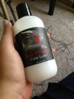missjennyxtoyou:  So, I’m not really a furry or anything, and I’m not into fantasy or dungeons n dragons sex, but when I heard about cum lube, I really had to check it out. The results are in. The thing is ridiculous!! Is it whitish? Check. Is it