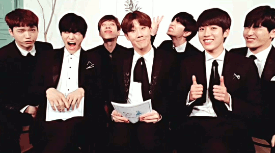 infinitelovelemon:  damn-it-sungyeol:why are they like this? why are they like this
