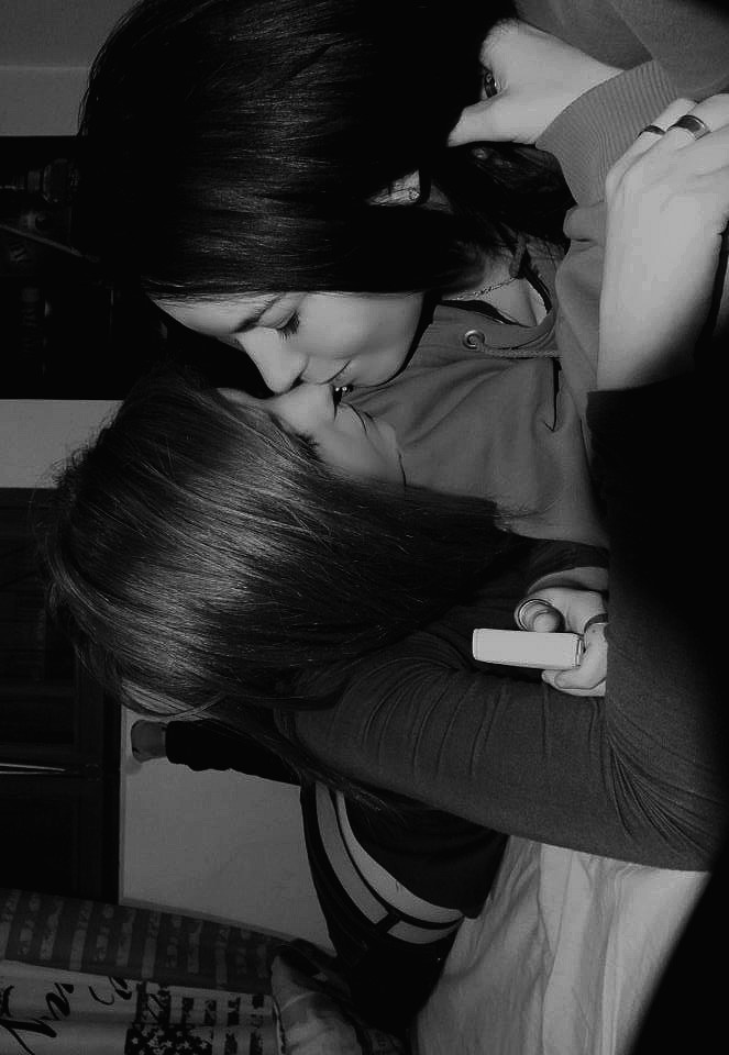 lovel-ylesbian:  ♡