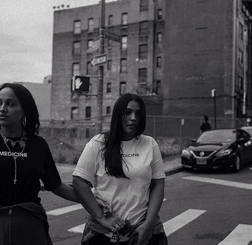 imni-nm: @palomija x @venusxgg by @renellaice for BORNXRAISED