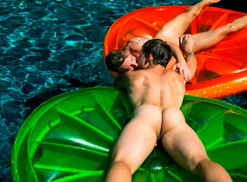 abeautifulbehind:  TAYTE HANSON & DAMIAN BLACK