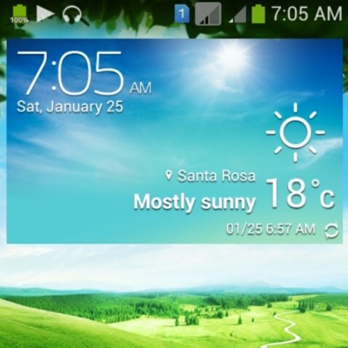 Thank God For The Lovely Cold Weather #HappyWeekends! #18DegreesCelsius (at Aris' Pad)