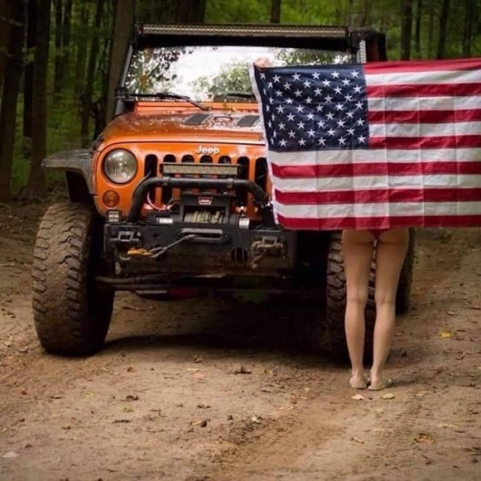 fordsjeepgirls:  
