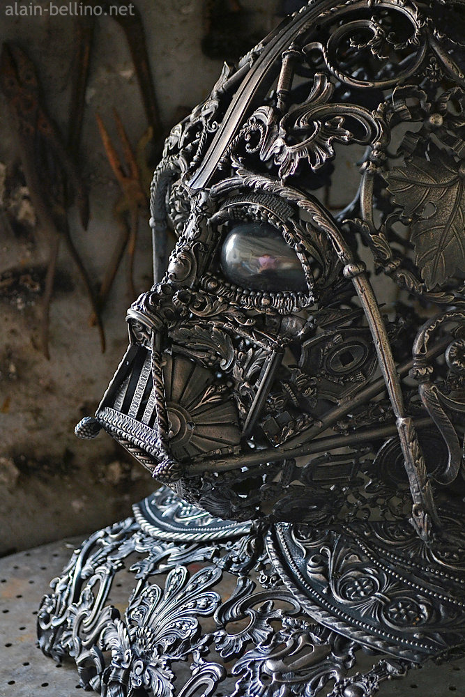 rhubarbes:  Darth Vader silver side on Behance by Alain Bellino