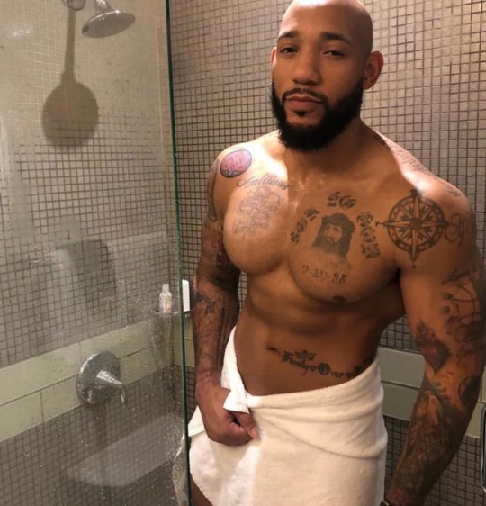ladiesandbottoms: planetofconfusion:    WOW 