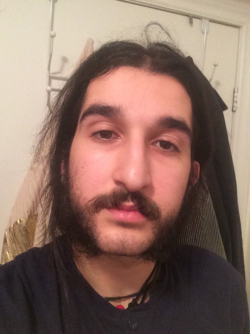 larchcoin:Normal and crazy my skin looked good here should i have mutton chops again lmao