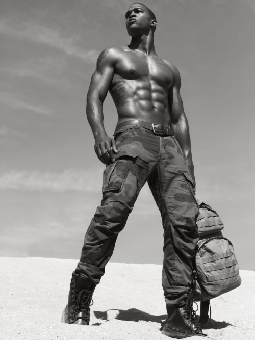 mintolauk:  Legend of the Street Commando Model:Aygemang Clay | Photography: Ron Reagan