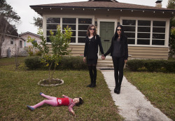 rabbivole:  strawberreli:  boundunbound:  bluedelliquanti:  Photographer Gillian Laub&rsquo;s portraits of punk rocker Laura Jane Grace, her wife Heather, and their daughter Evelyn. These photos and the accompanying Cosmo article marked one year since